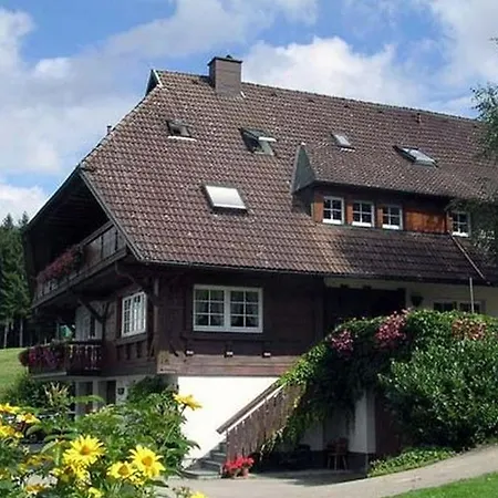 Semesterbostad Landeckhof *